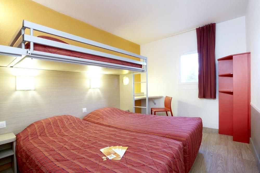 Campanile Pau Est-Bizanos Hotel Bagian luar foto